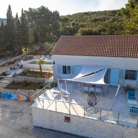 With Swimming Pool - Dugi Otok, Zman