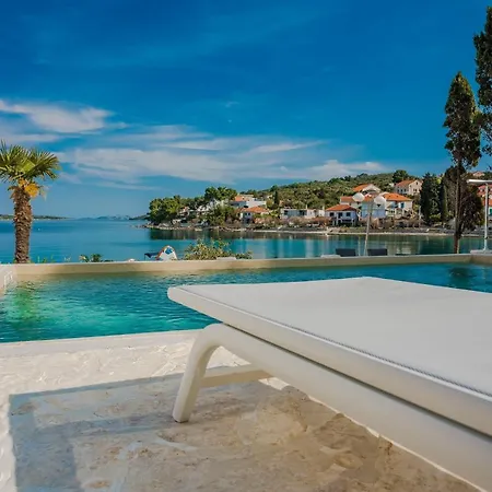 With Swimming Pool - Dugi Otok,