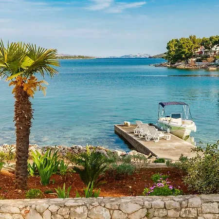 Villa With Swimming Pool - Dugi Otok, Zman