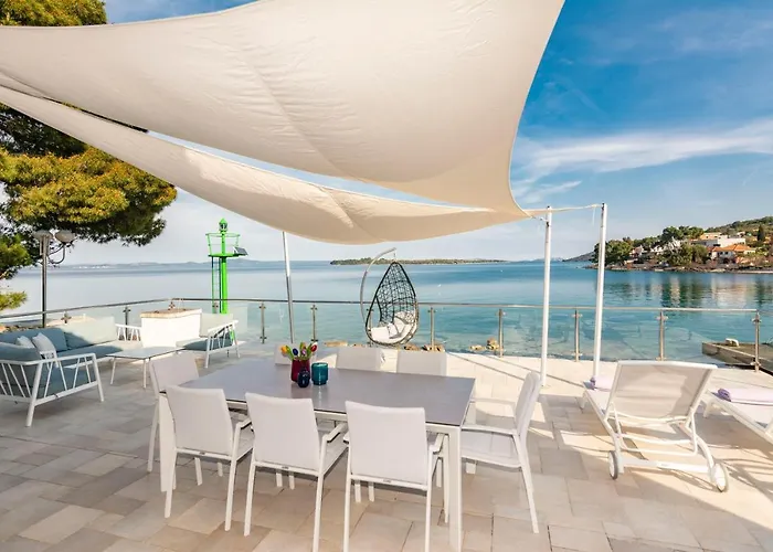 With Swimming Pool - Dugi Otok, Žman
