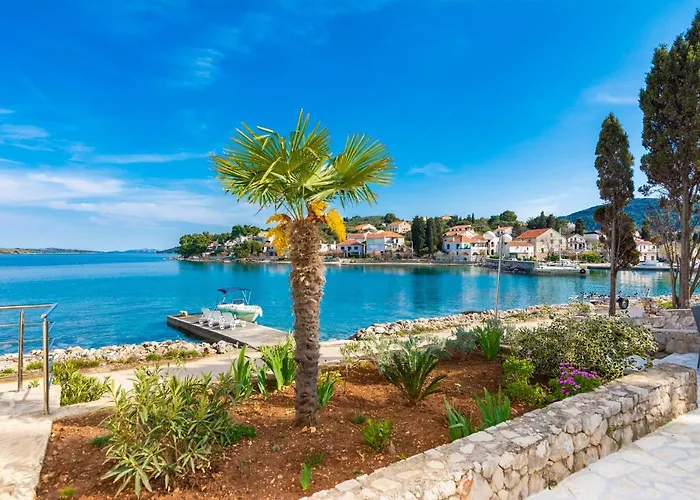 With Swimming Pool - Dugi Otok, Villa
