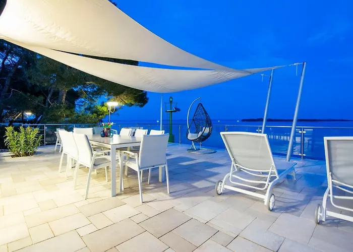 Villa With Swimming Pool - Dugi Otok,